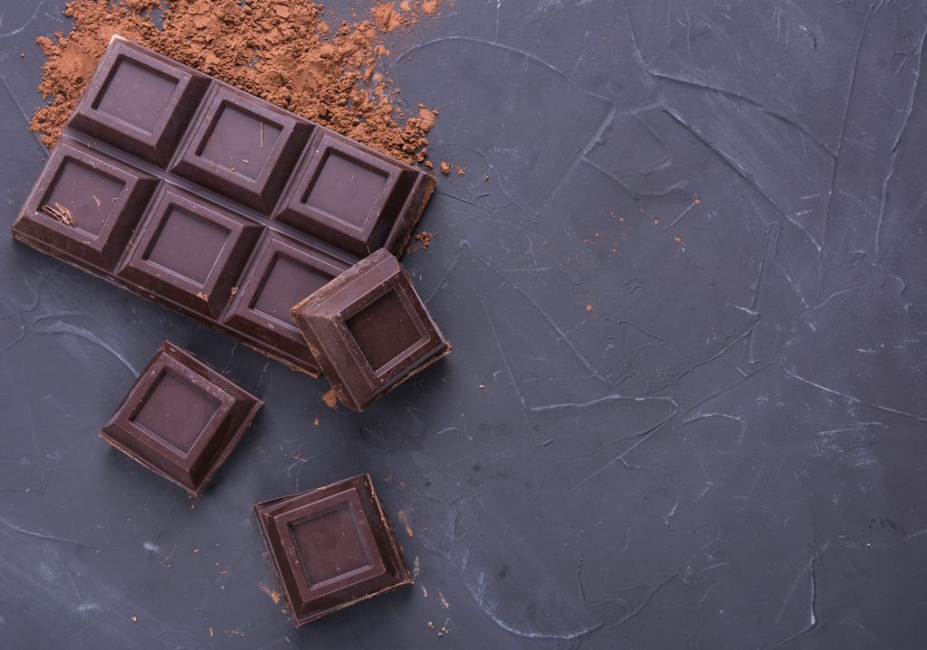 La prima sostanza nociva per i cani in assoluto è la cioccolata