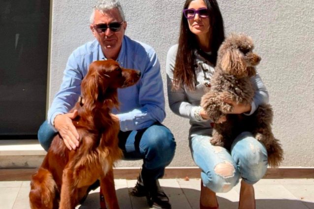 Mario Conoci Sindaco di Alghero adotta Artù al canile
