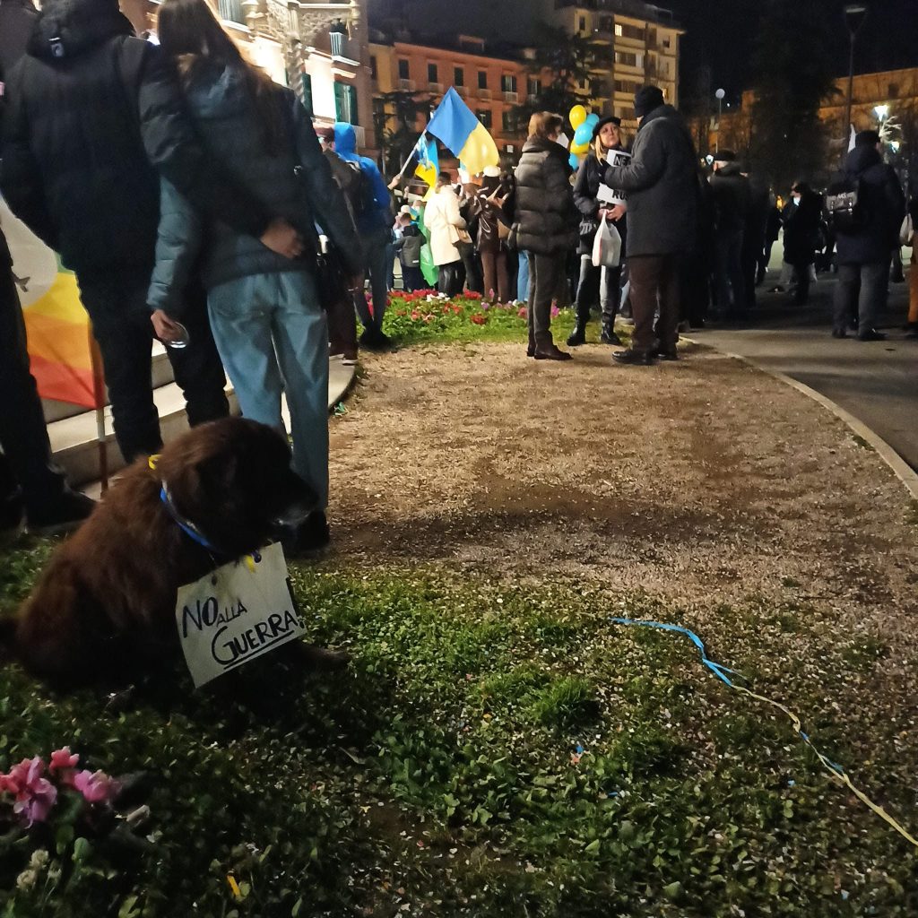 Nerone durante la manifestazione per la pace. Foto di Frank Cava